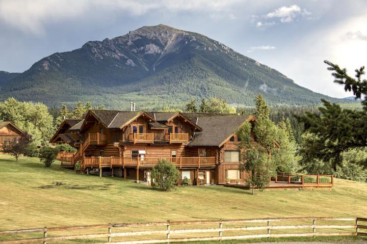 Echo Valley Ranch Dove Lodge